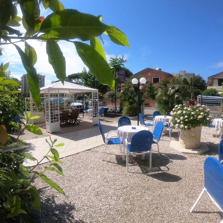 Splendid B&B Milano Marittima Ngoại thất bức ảnh