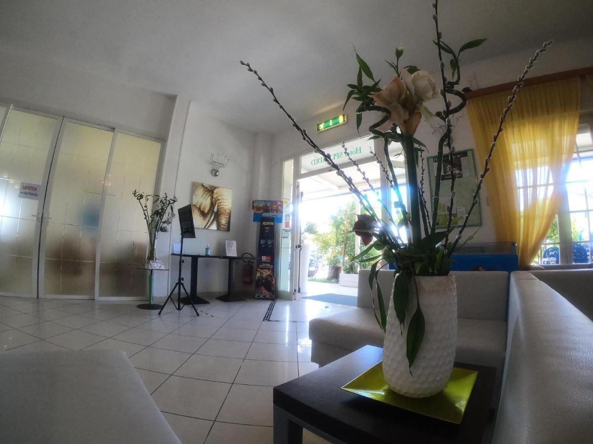 Splendid B&B Milano Marittima Ngoại thất bức ảnh